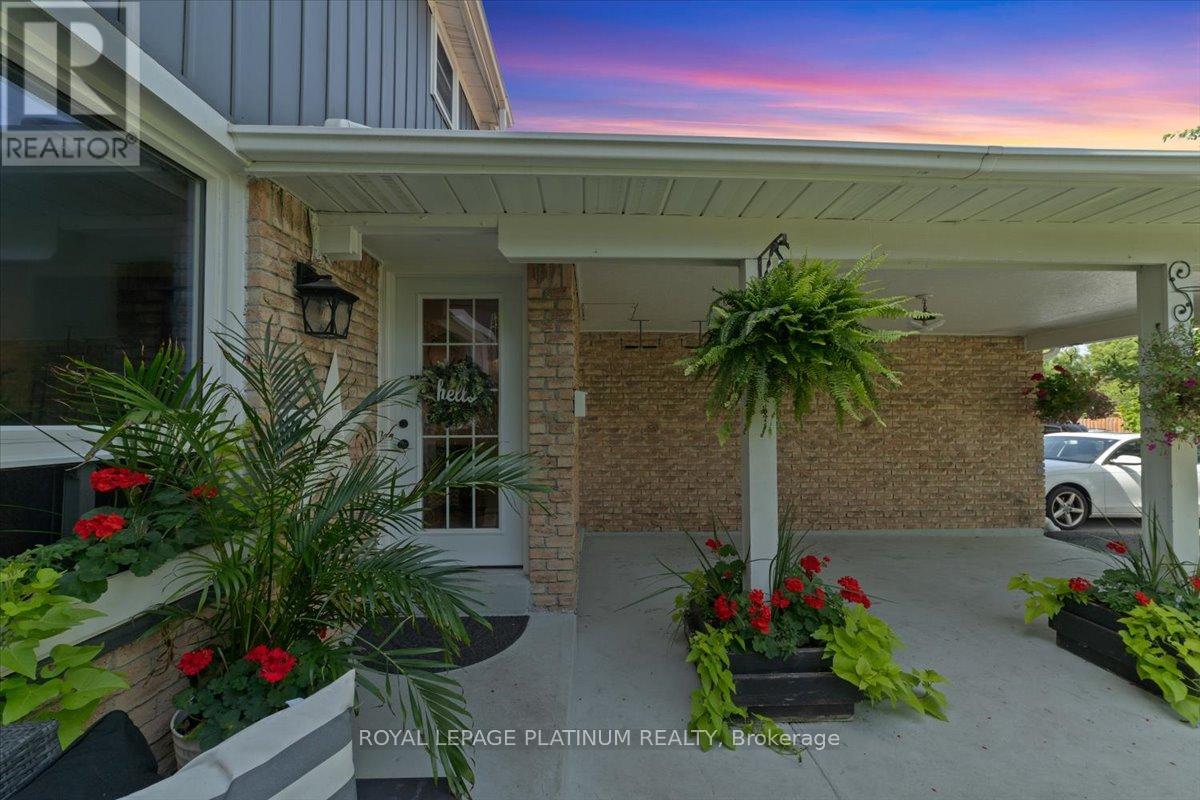 Photo 39 of 93 Elmvale Avenue, Brampton ON