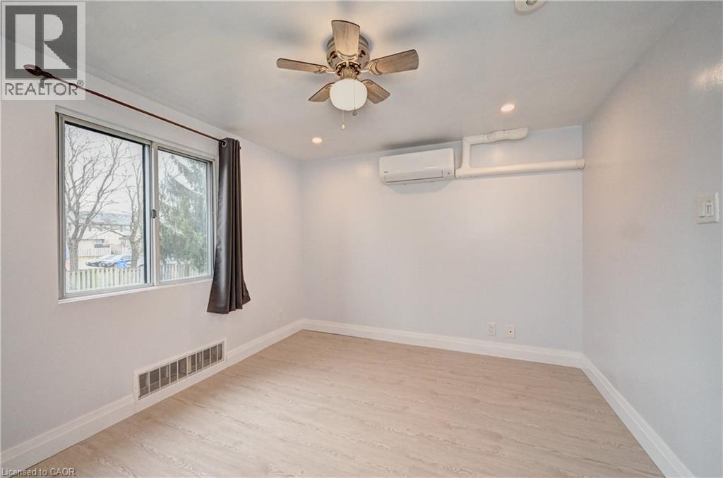 Photo 27 of 67 Valleyview Road Unit 37, Kitchener ON