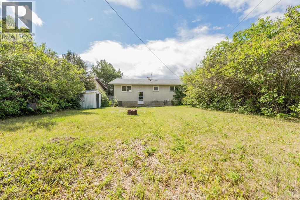Single Family House Bungalow for Sale in   Avenue Mountview Grande Prairie 