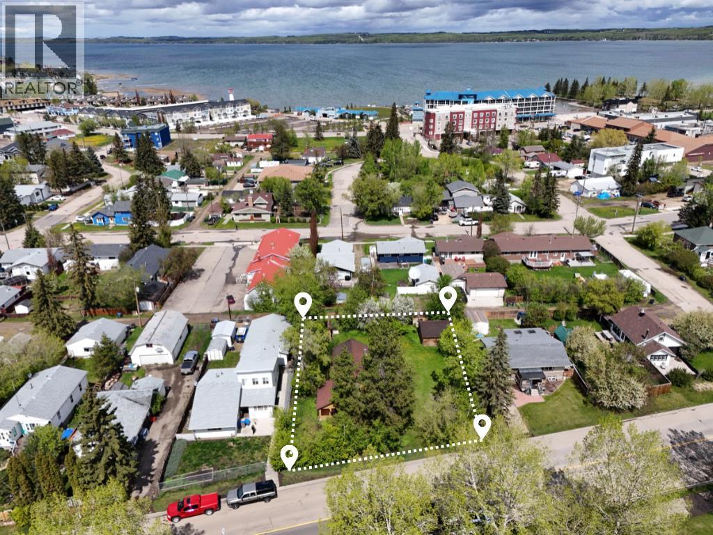 Photo 8 of 5116 50 Avenue, Sylvan Lake AB