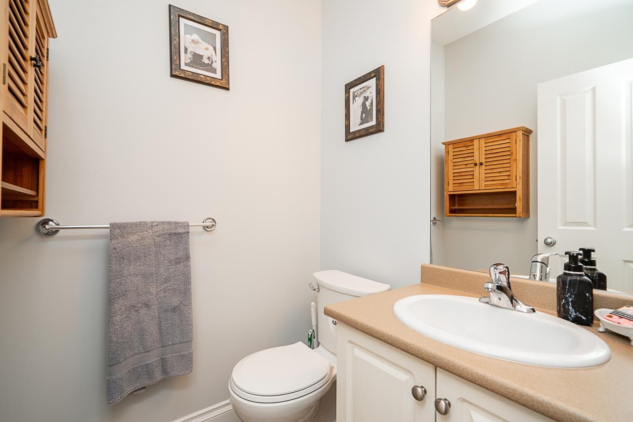 Photo 18 of 27792 Pullman Avenue, Abbotsford BC