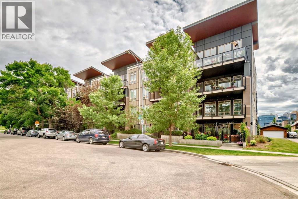 Single Family House for Sale in    Avenue NW Sunnyside Calgary 