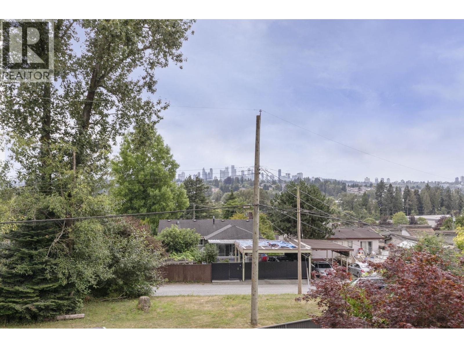 Photo 25 of 6326 Dawson Street, Burnaby BC