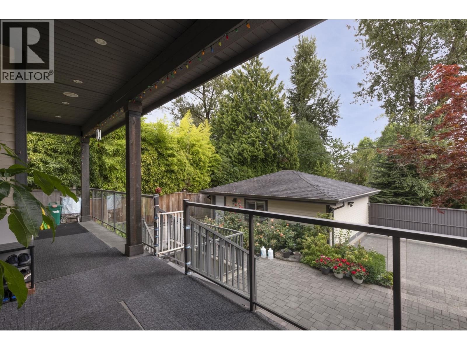 Photo 32 of 6326 Dawson Street, Burnaby BC