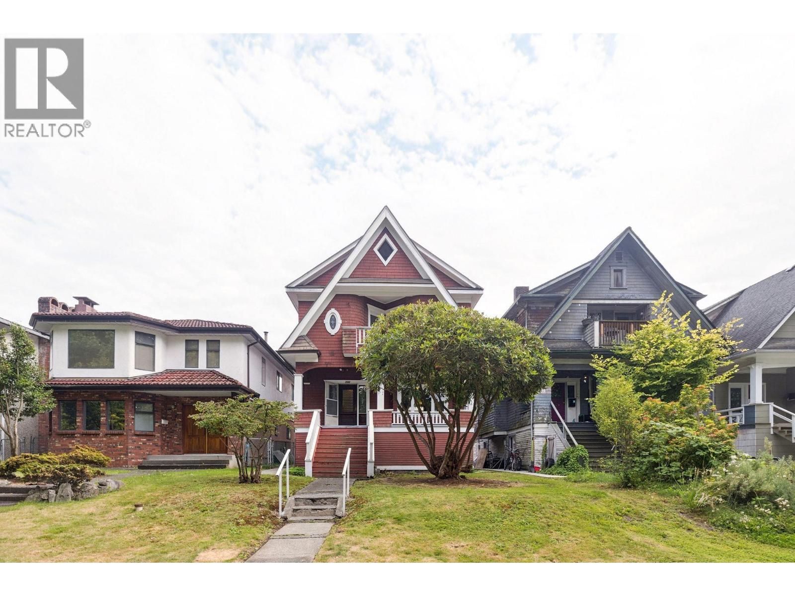 Photo 31 of 2680 Cambridge Street, Vancouver BC