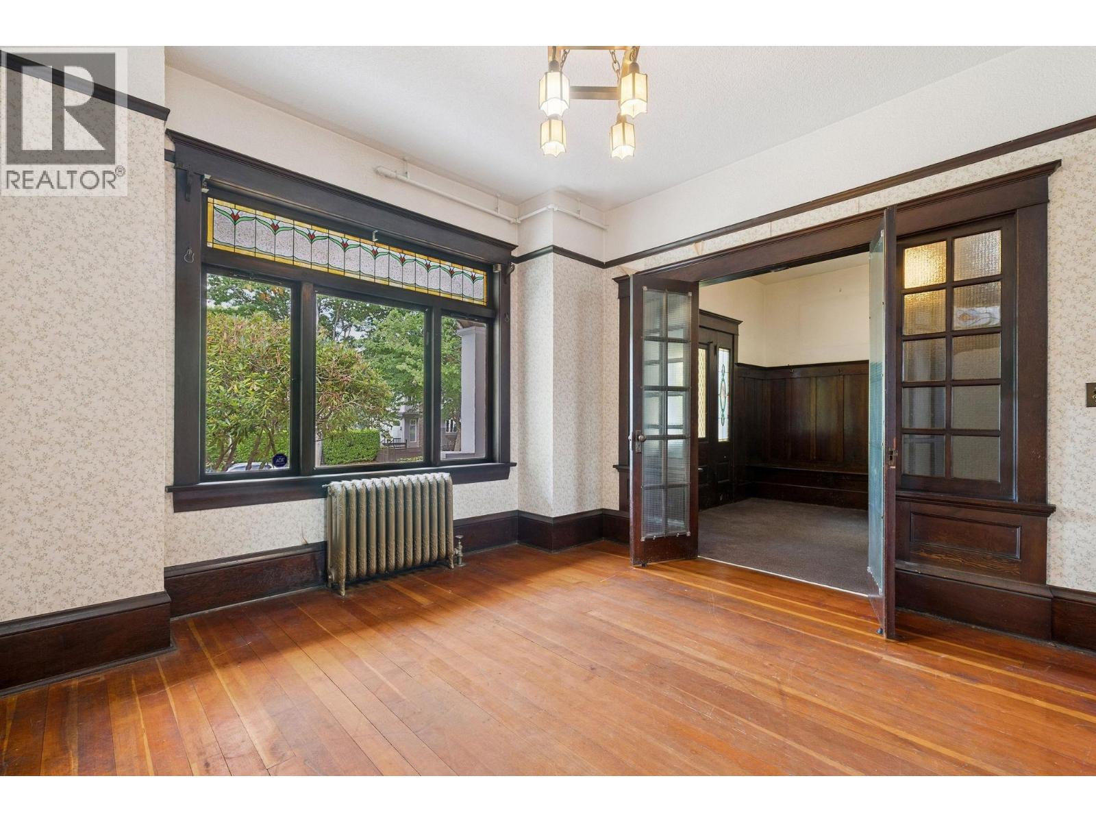 Photo 8 of 2680 Cambridge Street, Vancouver BC