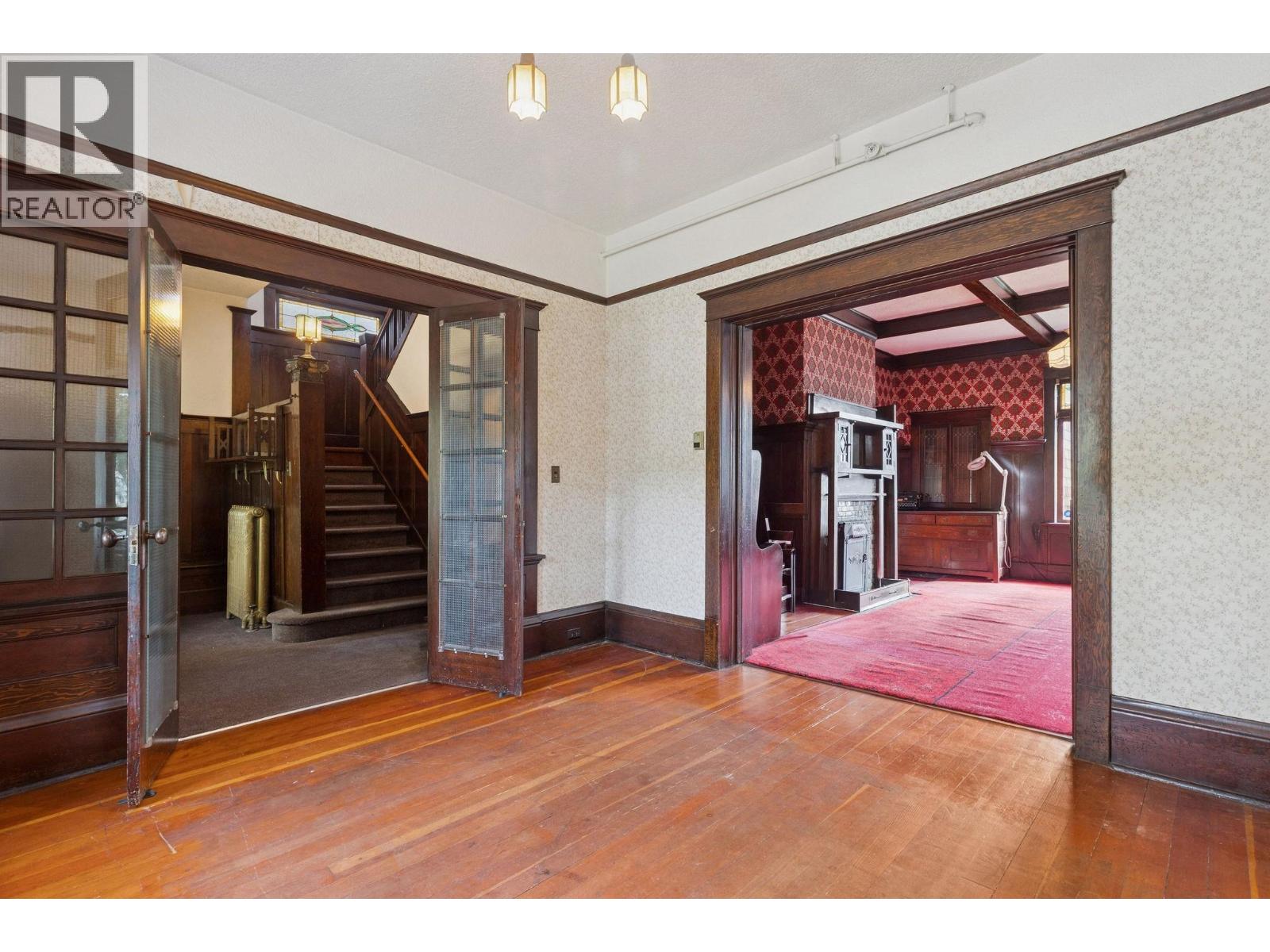 Photo 9 of 2680 Cambridge Street, Vancouver BC