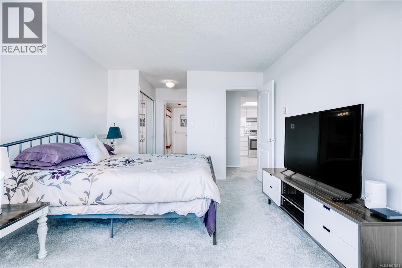 Photo 3 of 208 150 Promenade Dr, Nanaimo BC