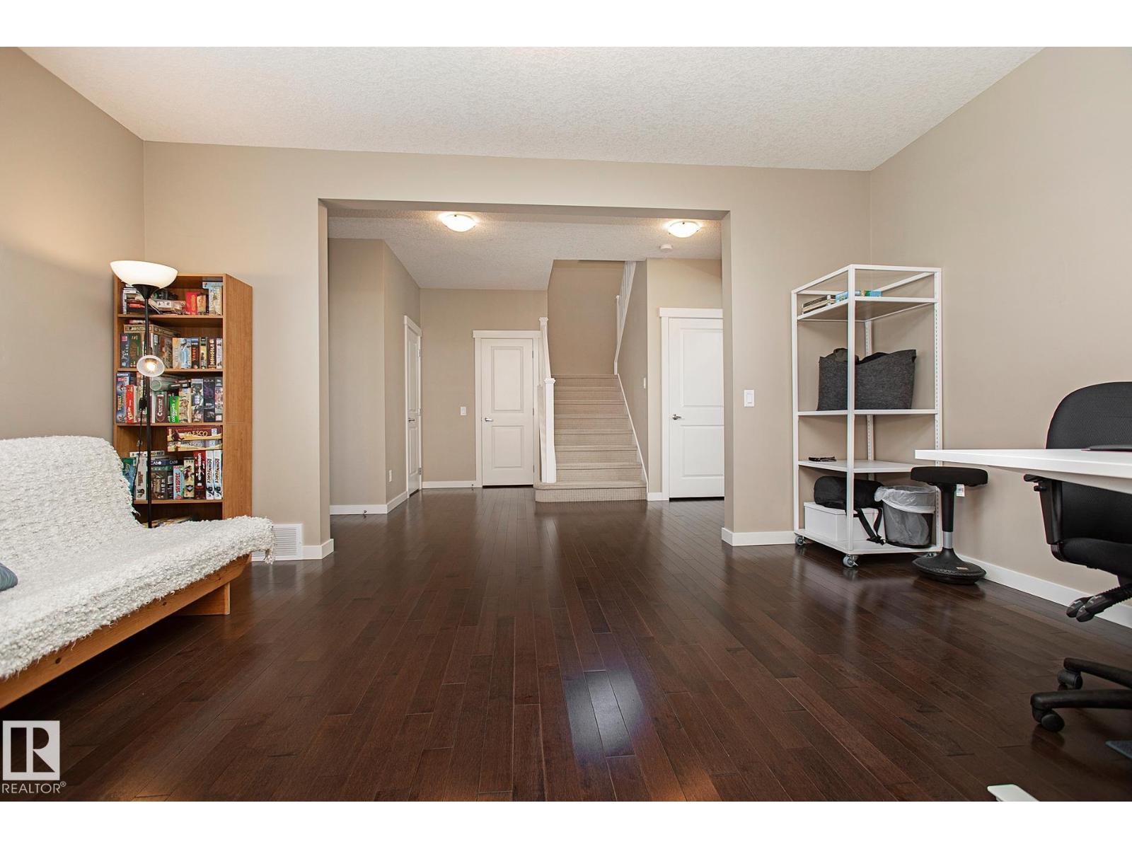 Photo 58 of 711 Decoteau Wy Nw, Edmonton AB