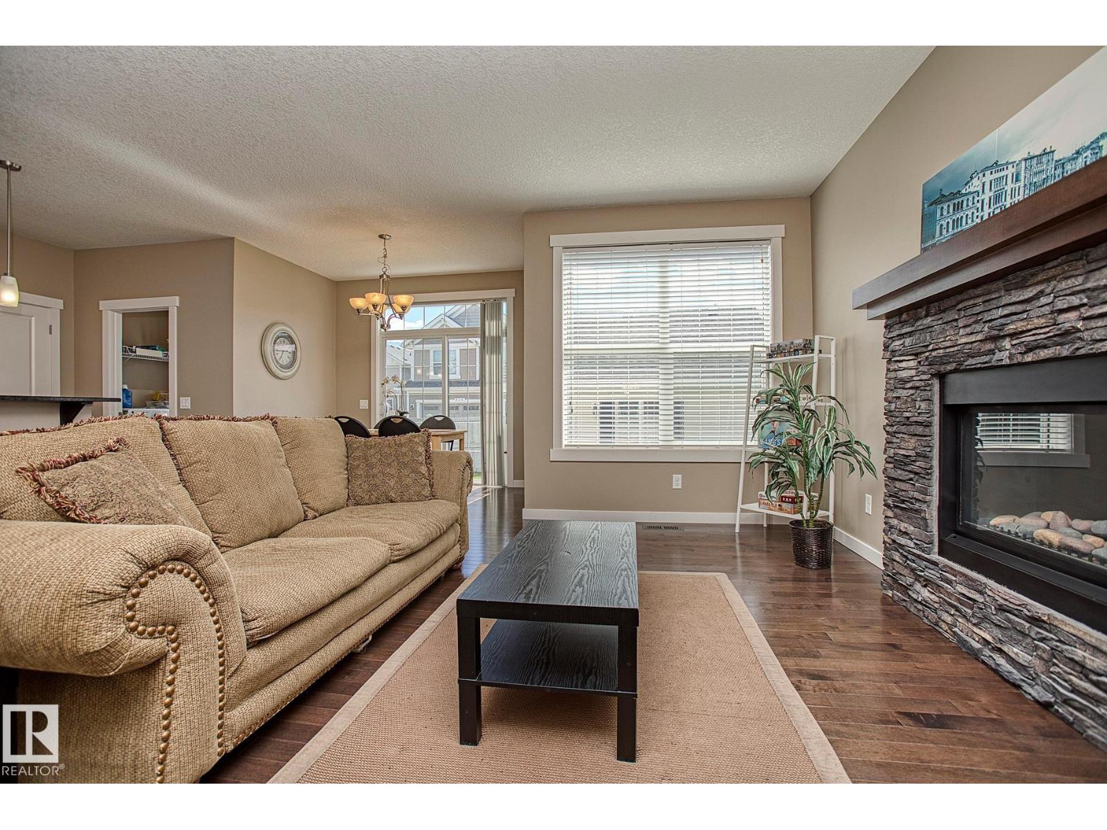 Photo 60 of 711 Decoteau Wy Nw, Edmonton AB