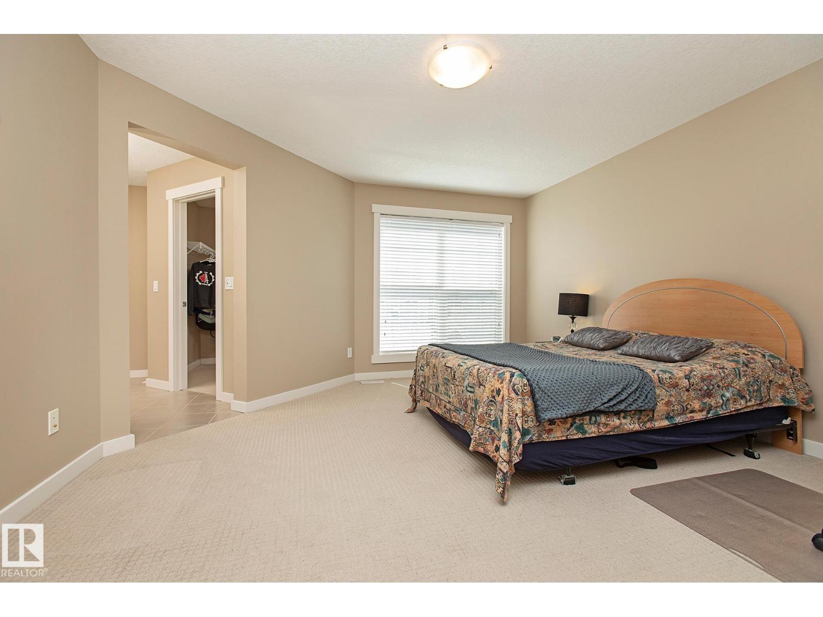 Photo 47 of 711 Decoteau Wy Nw, Edmonton AB