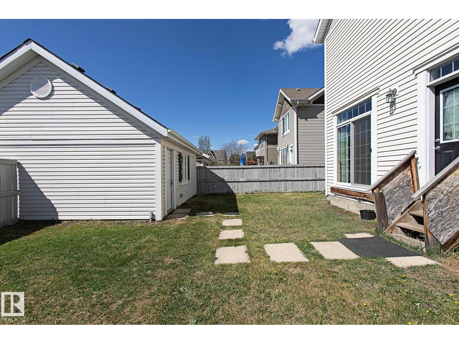 Photo 34 of 711 Decoteau Wy Nw, Edmonton AB