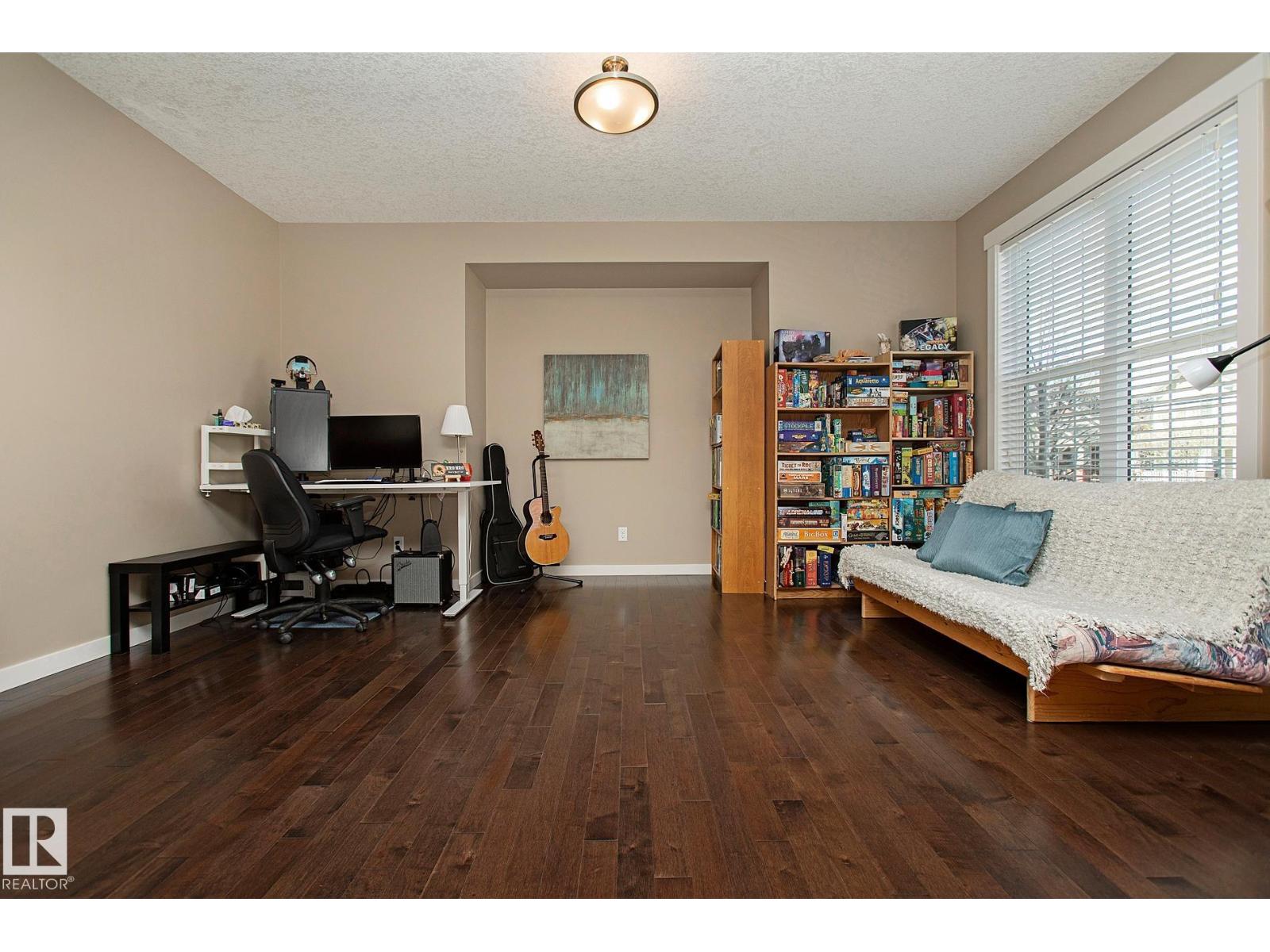 Photo 46 of 711 Decoteau Wy Nw, Edmonton AB