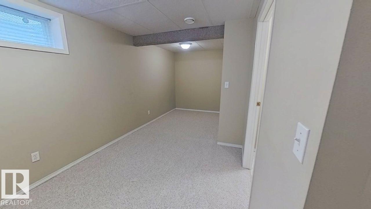 Photo 26 of 51 9718 176 St Nw, Edmonton AB