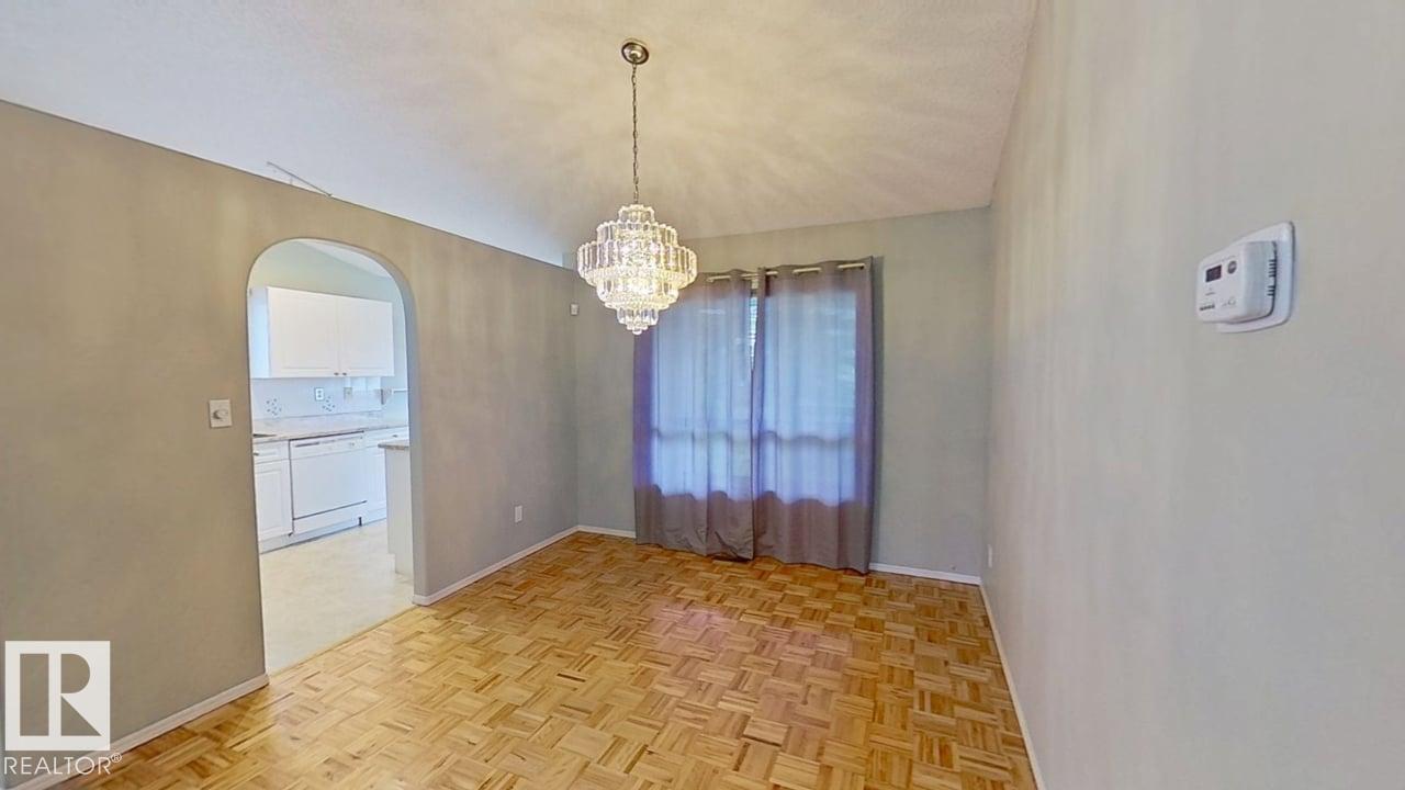 Photo 7 of 51 9718 176 St Nw, Edmonton AB