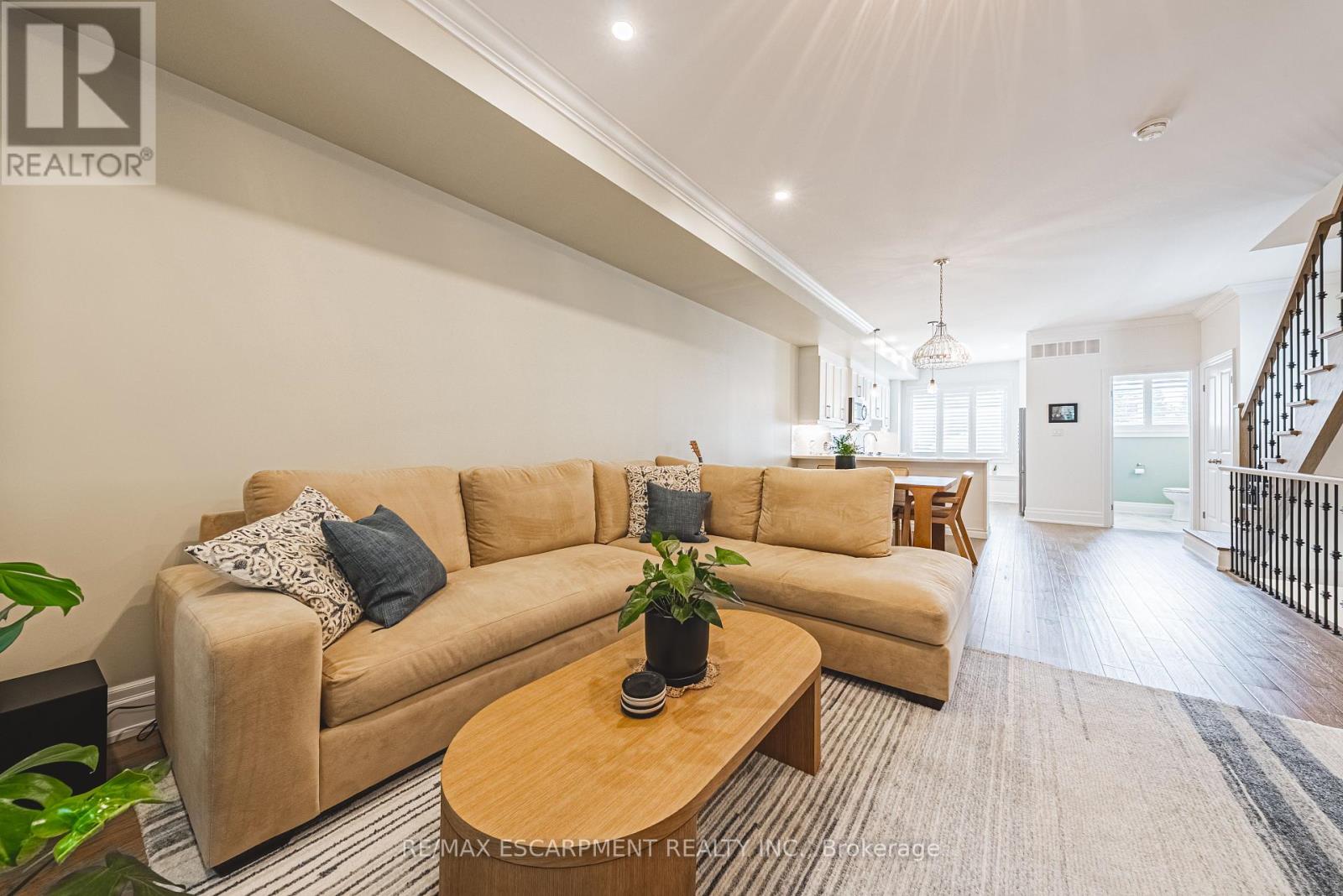 Photo 12 of 6 111 Wilson Street E, Hamilton ON