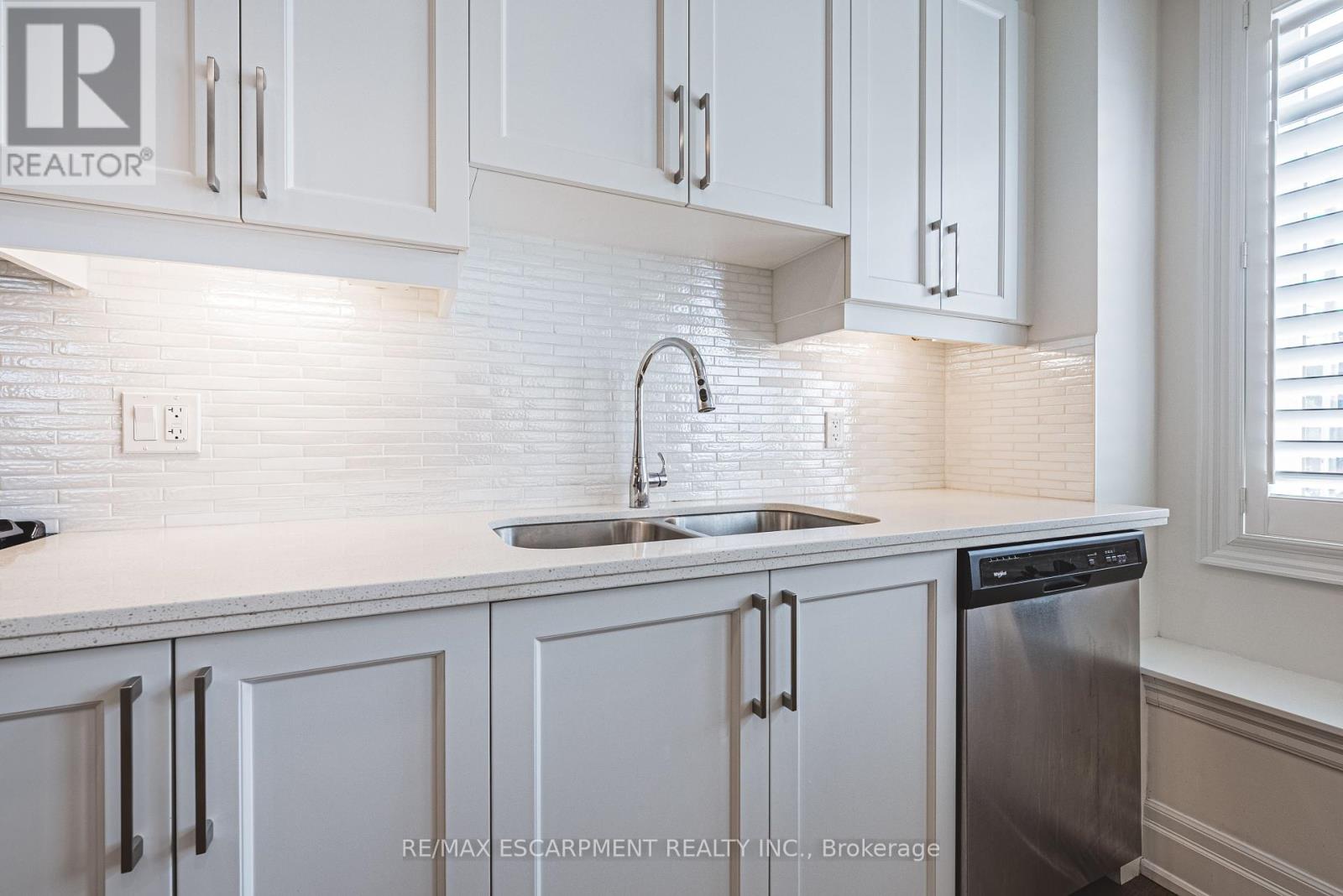 Photo 20 of 6 111 Wilson Street E, Hamilton ON