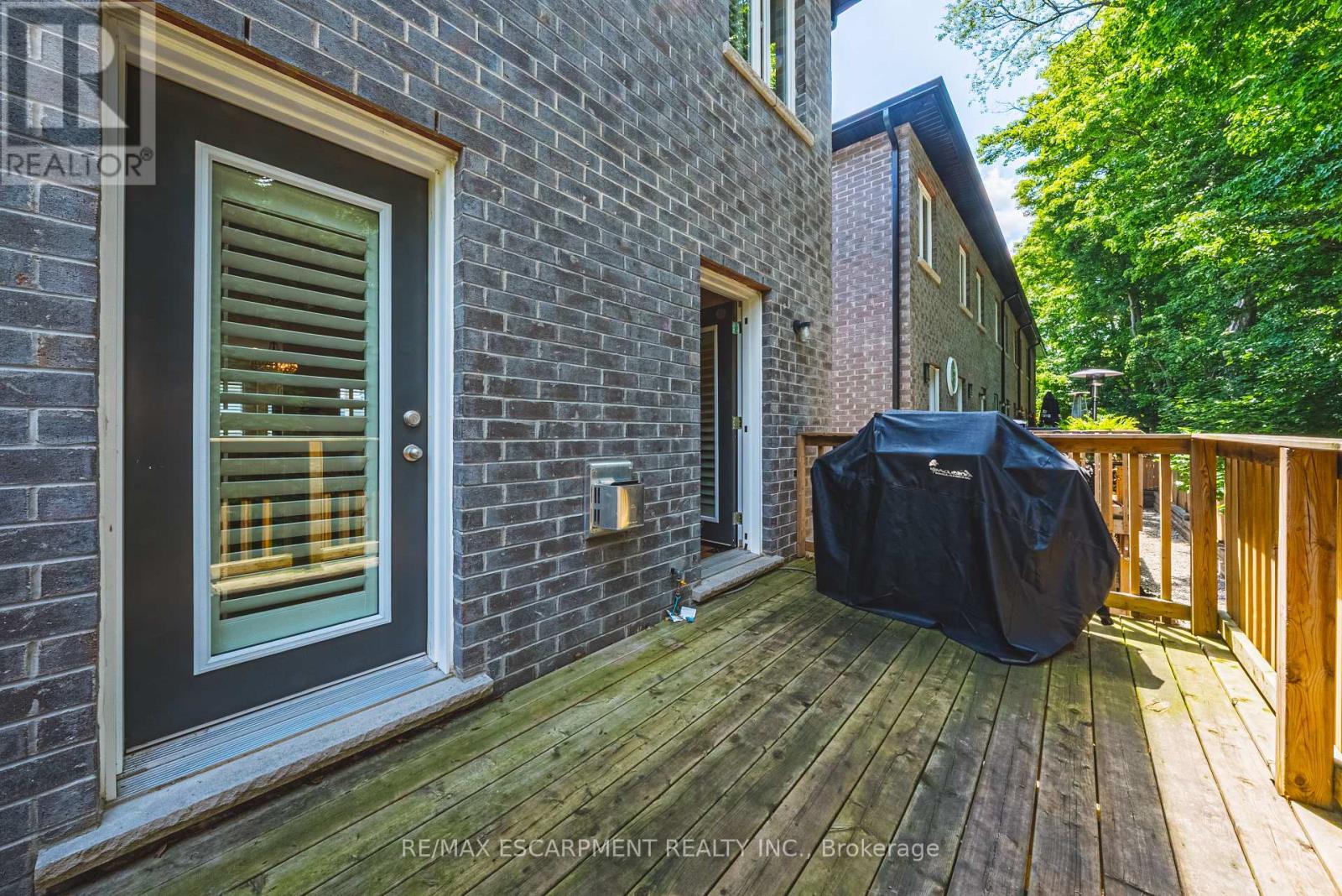 Photo 24 of 6 111 Wilson Street E, Hamilton ON