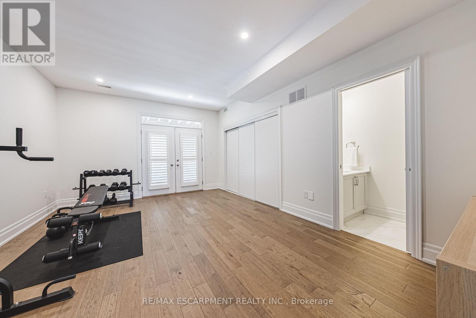 Photo 7 of 6 111 Wilson Street E, Hamilton ON