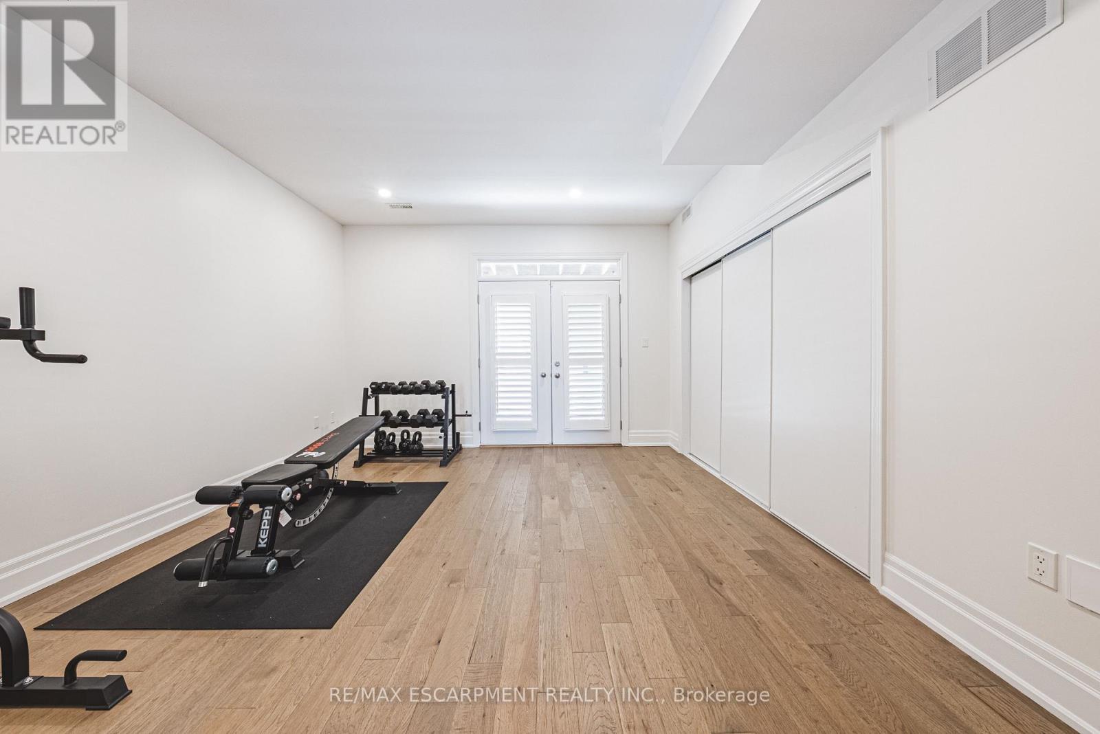Photo 8 of 6 111 Wilson Street E, Hamilton ON