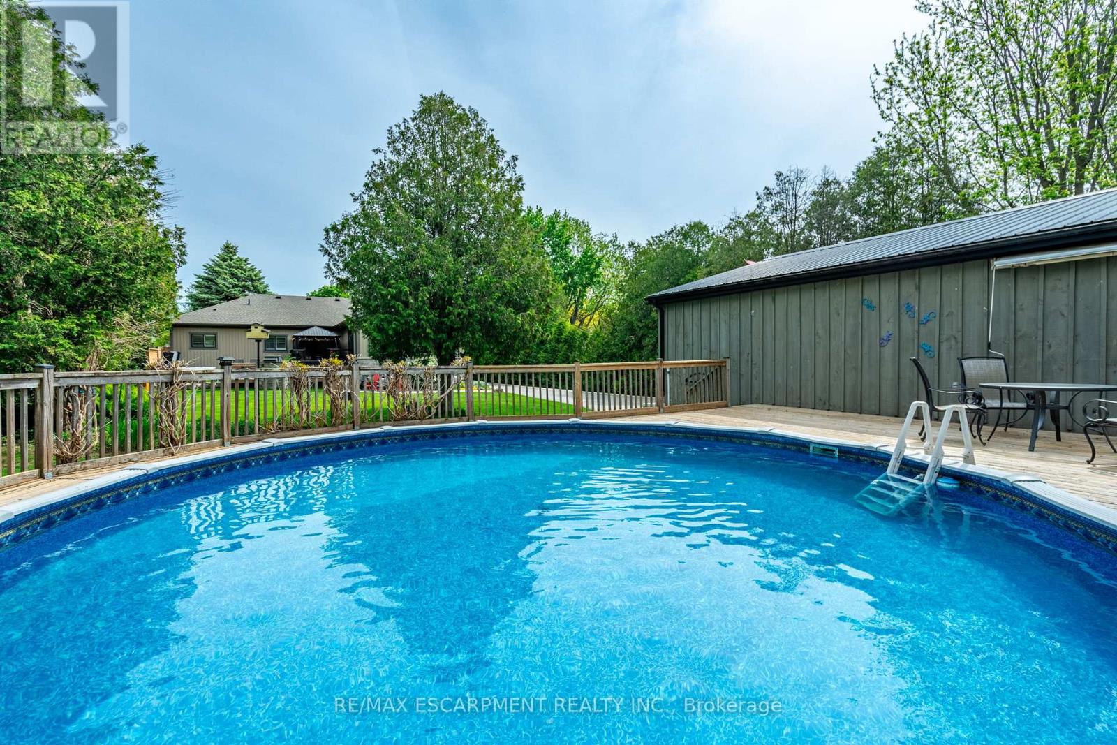 Photo 28 of 979 Garden Lane, Hamilton ON
