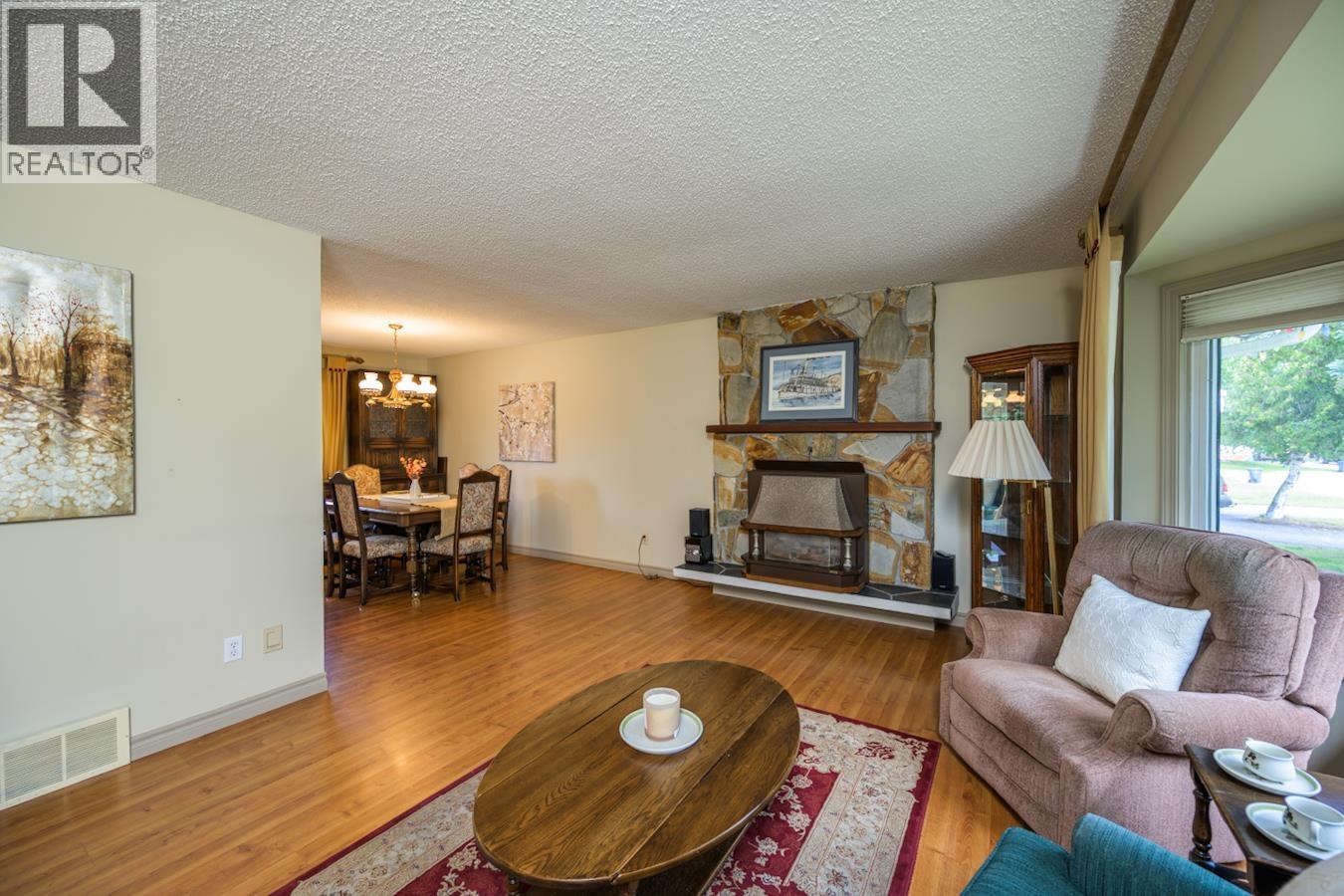 Photo 10 of 1145 Babine Crescent, Prince George BC