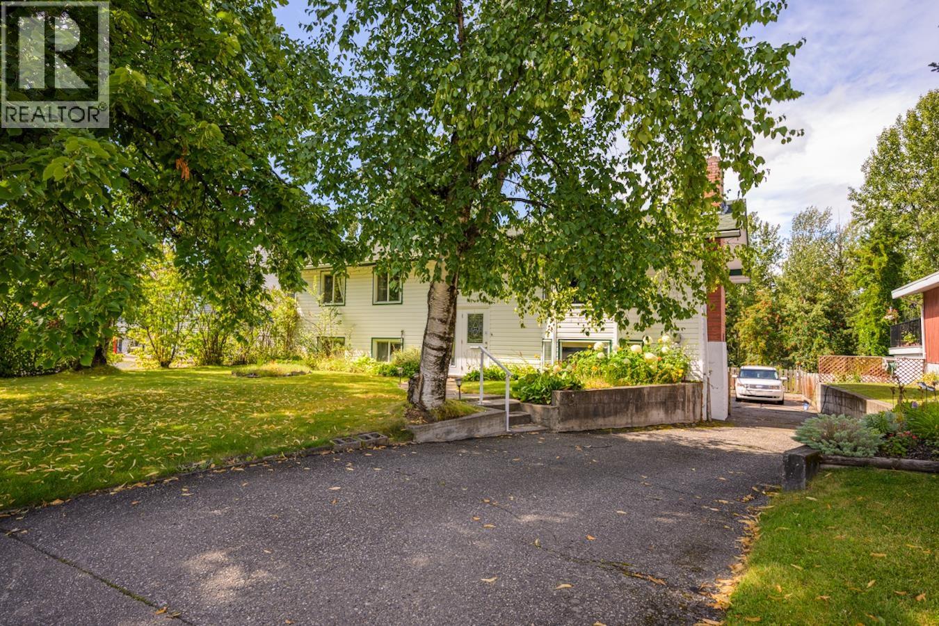 Photo 2 of 1145 Babine Crescent, Prince George BC