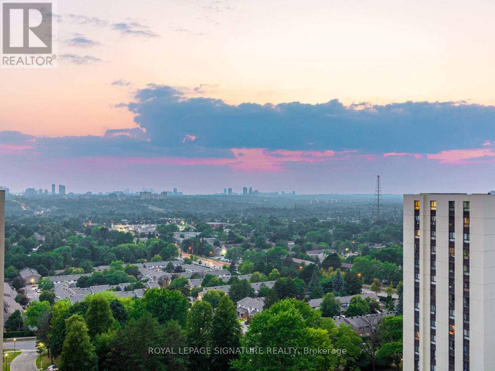 Photo 17 of 1709 350 Seneca Hill Drive, Toronto ON