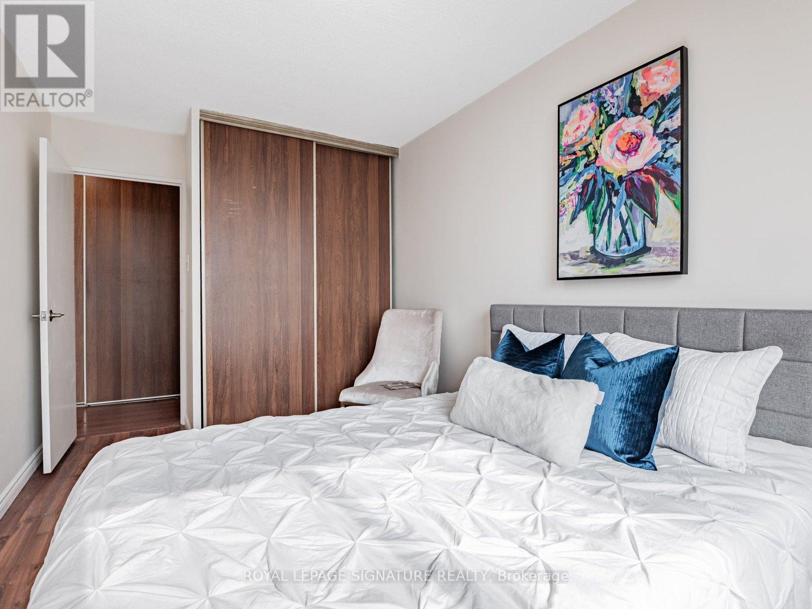 Photo 14 of 1709 350 Seneca Hill Drive, Toronto ON