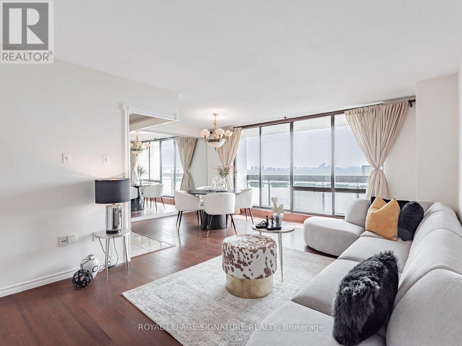 Photo 4 of 1709 350 Seneca Hill Drive, Toronto ON