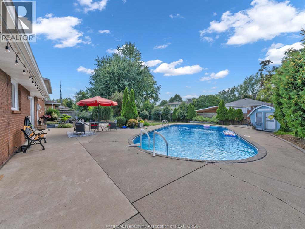 Photo 15 of 127 Mccallum Drive, Kingsville ON