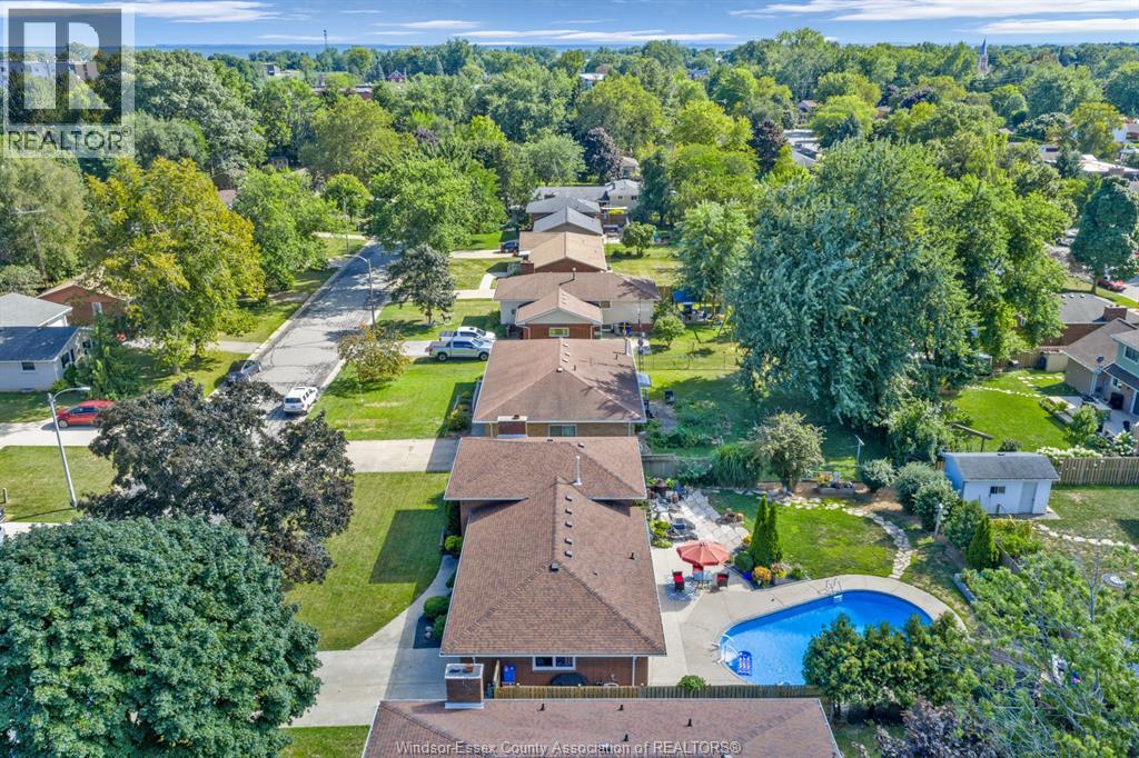 Photo 34 of 127 Mccallum Drive, Kingsville ON