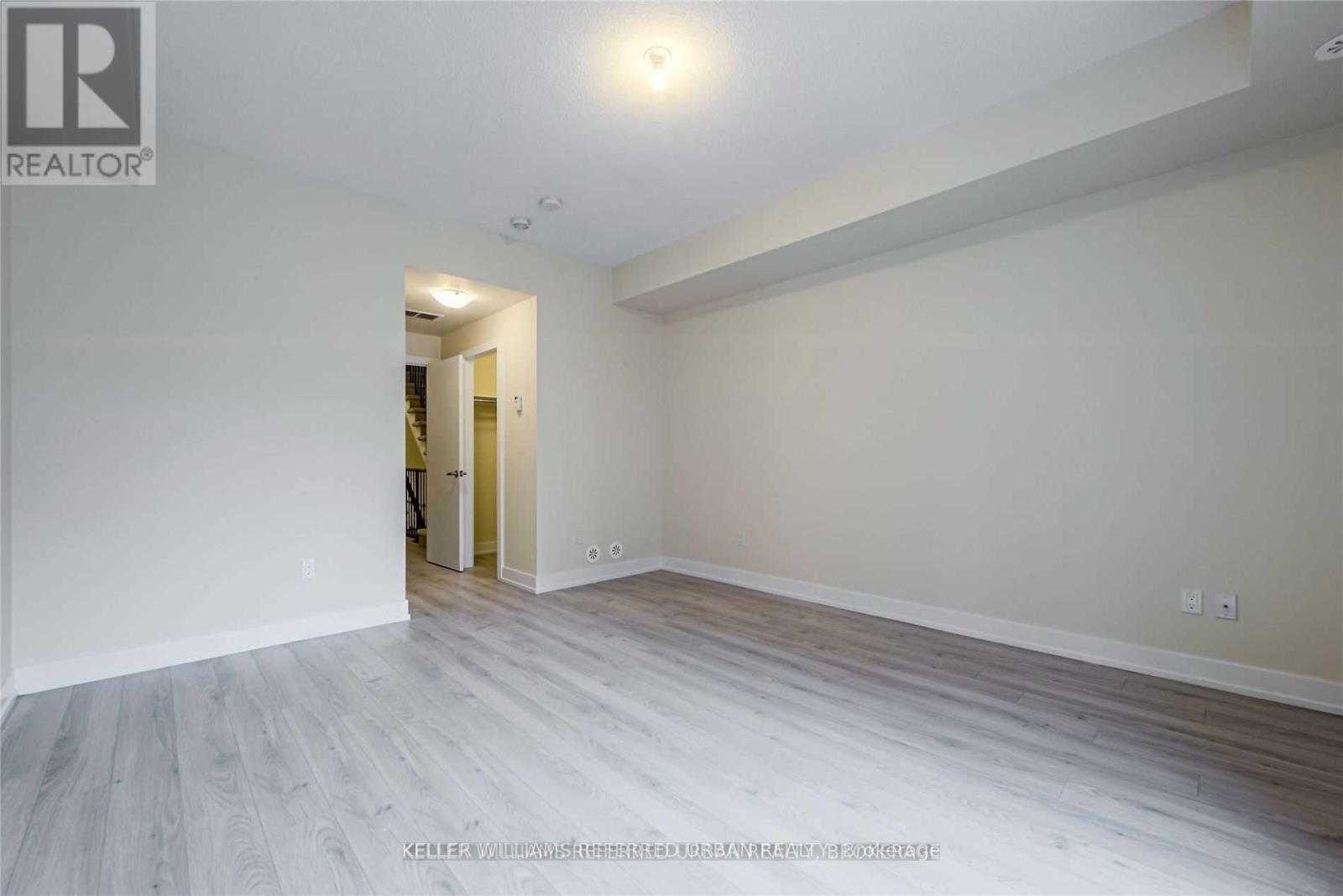 Photo 22 of 37 3 Elsie Lane, Toronto ON