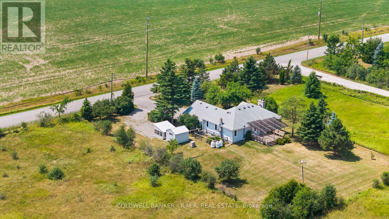 Photo 12 of 550 Angeline Street N, Kawartha Lakes ON