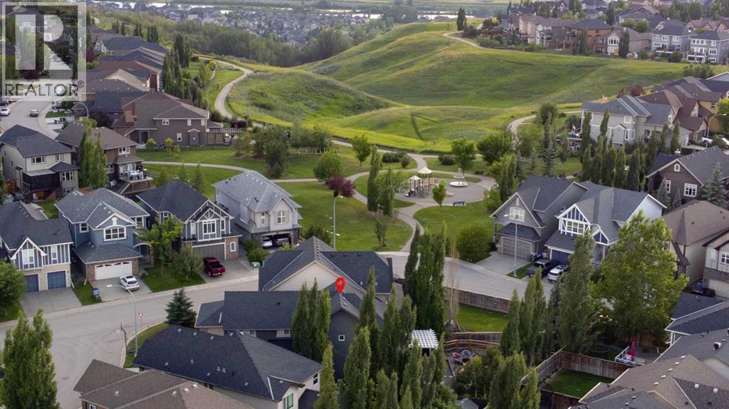 Photo 3 of 36 Cranarch Bay, Calgary AB