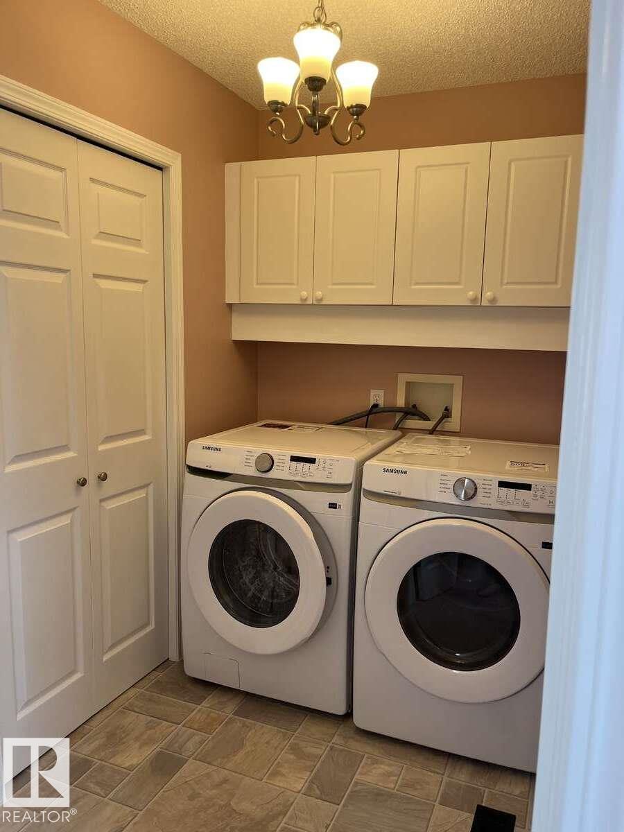 Photo 15 of 15210 103 Av Nw, Edmonton AB