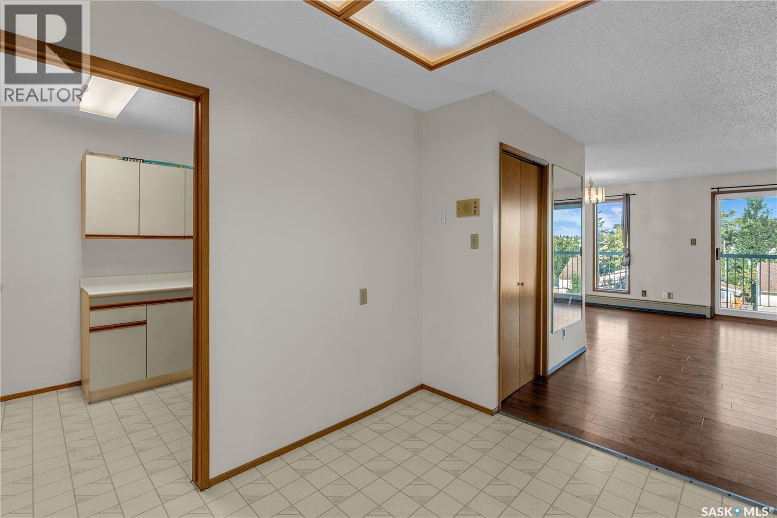 Photo 16 of 302 918 Argyle Avenue, Saskatoon SK