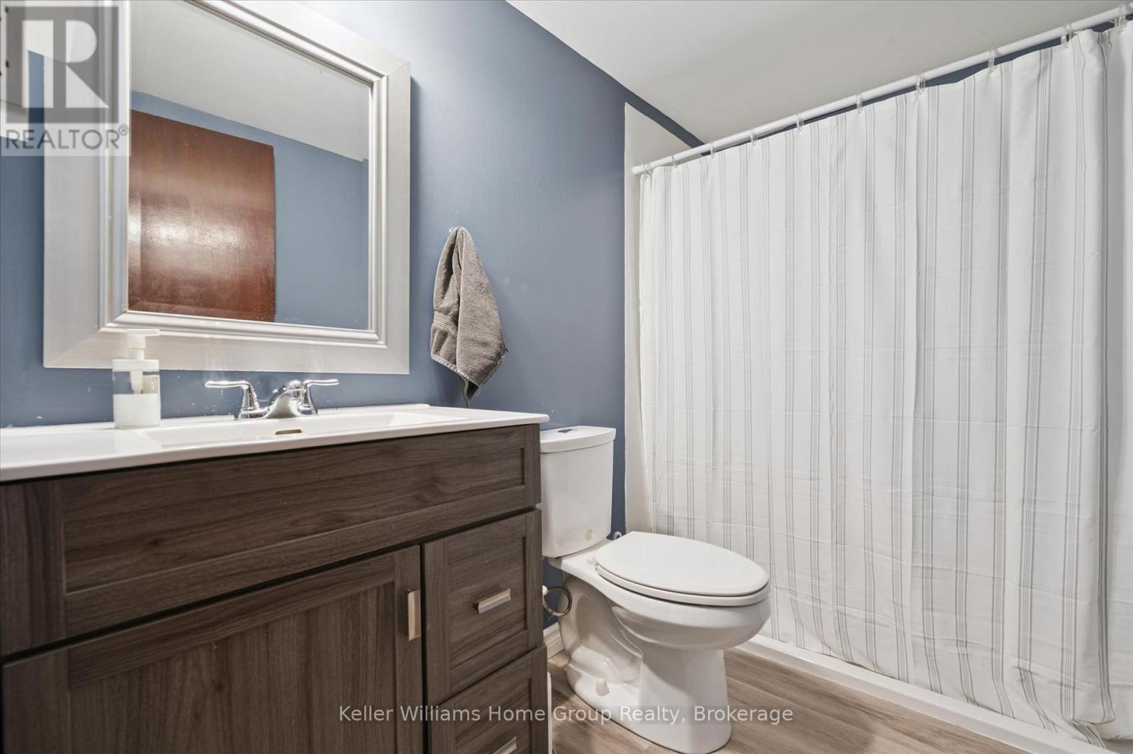 Photo 30 of 37 Victoria Crescent, Centre Wellington ON