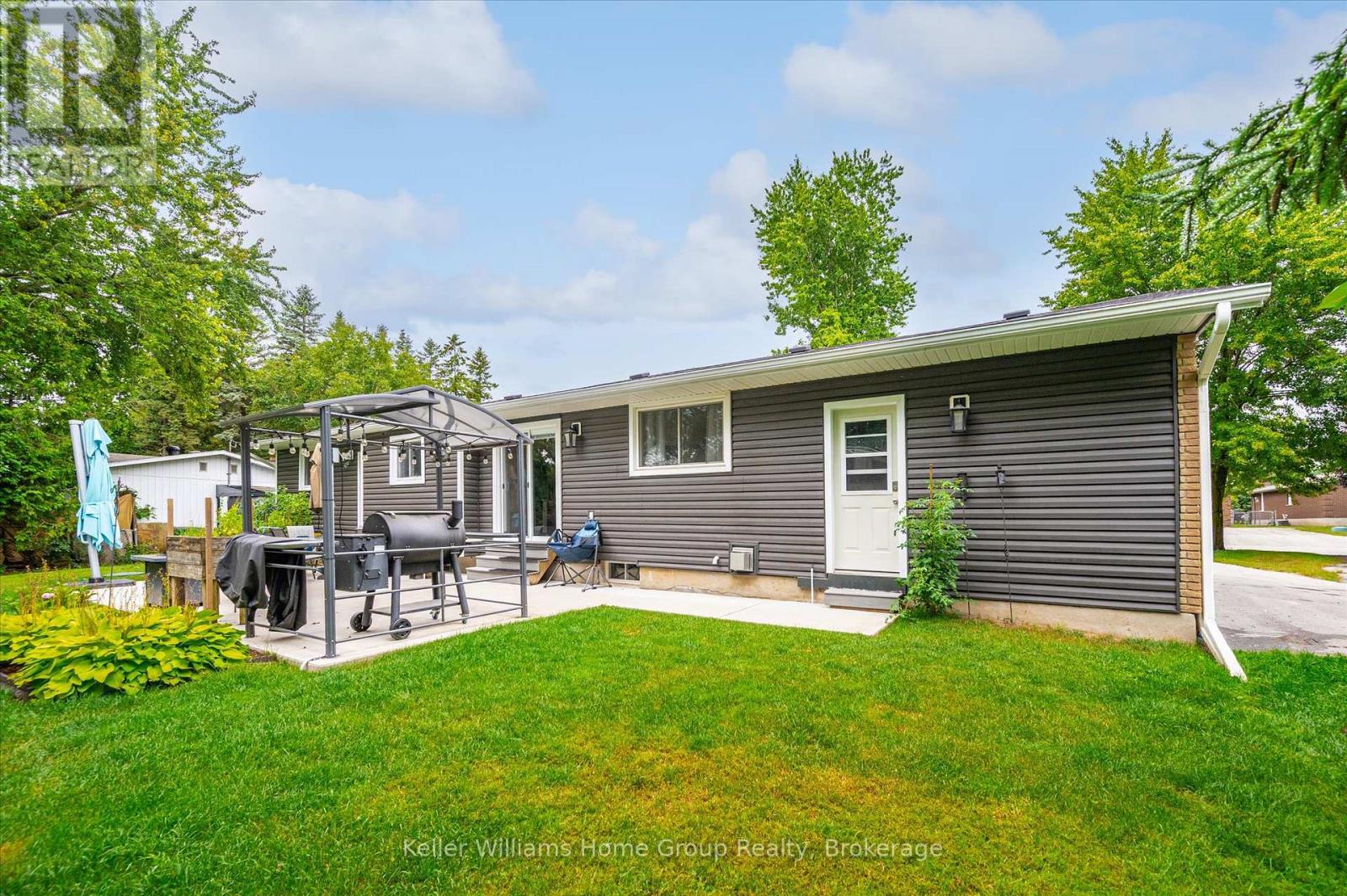 Photo 34 of 37 Victoria Crescent, Centre Wellington ON