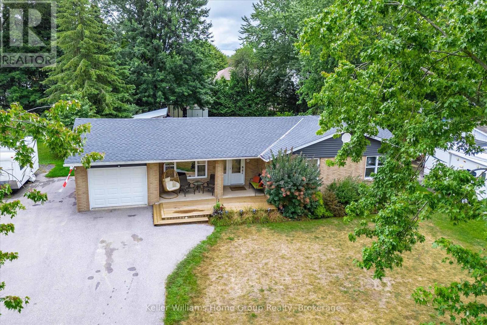 Photo 47 of 37 Victoria Crescent, Centre Wellington ON