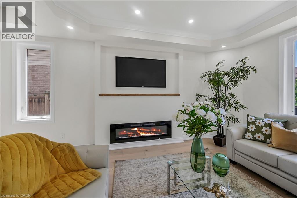 Photo 37 of 40 Davinci Boulevard, Hamilton ON