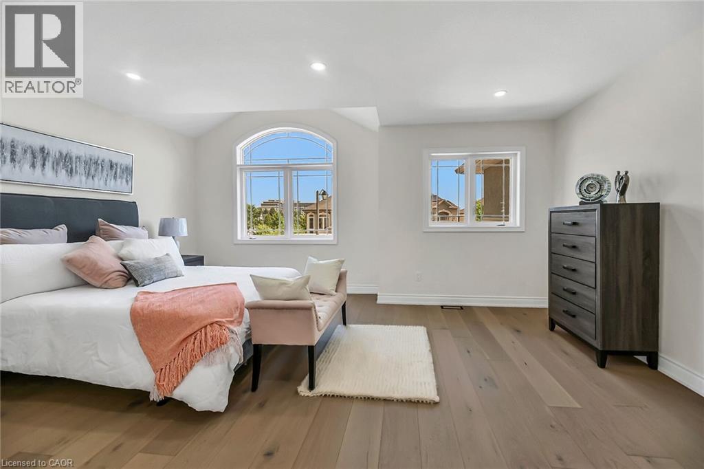 Photo 15 of 40 Davinci Boulevard, Hamilton ON