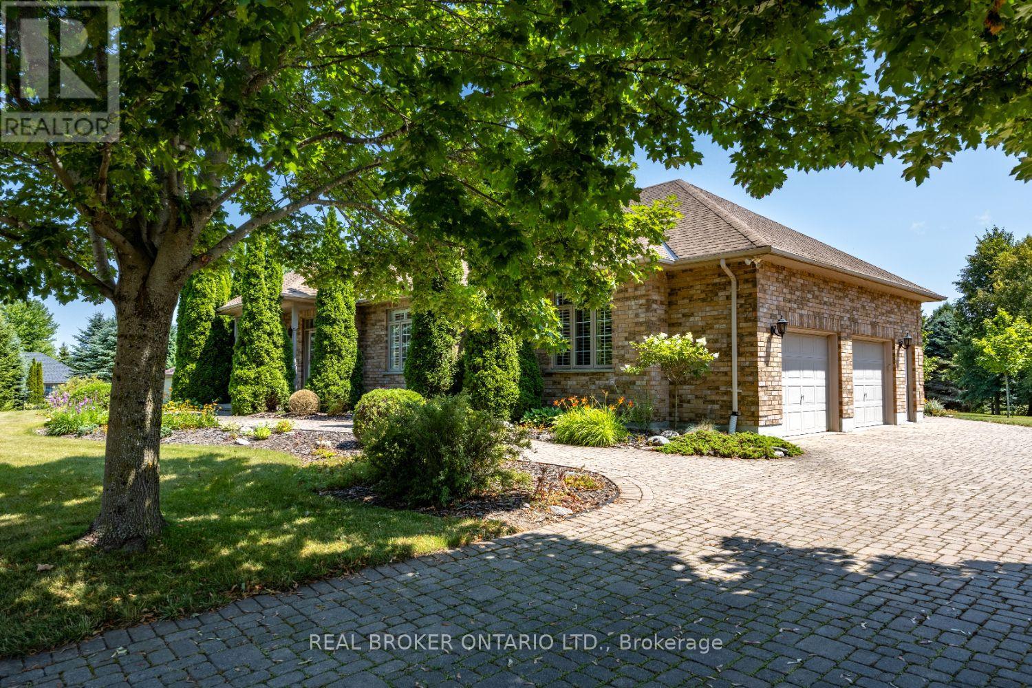 Photo 32 of 7 Virtue Court, Clarington ON