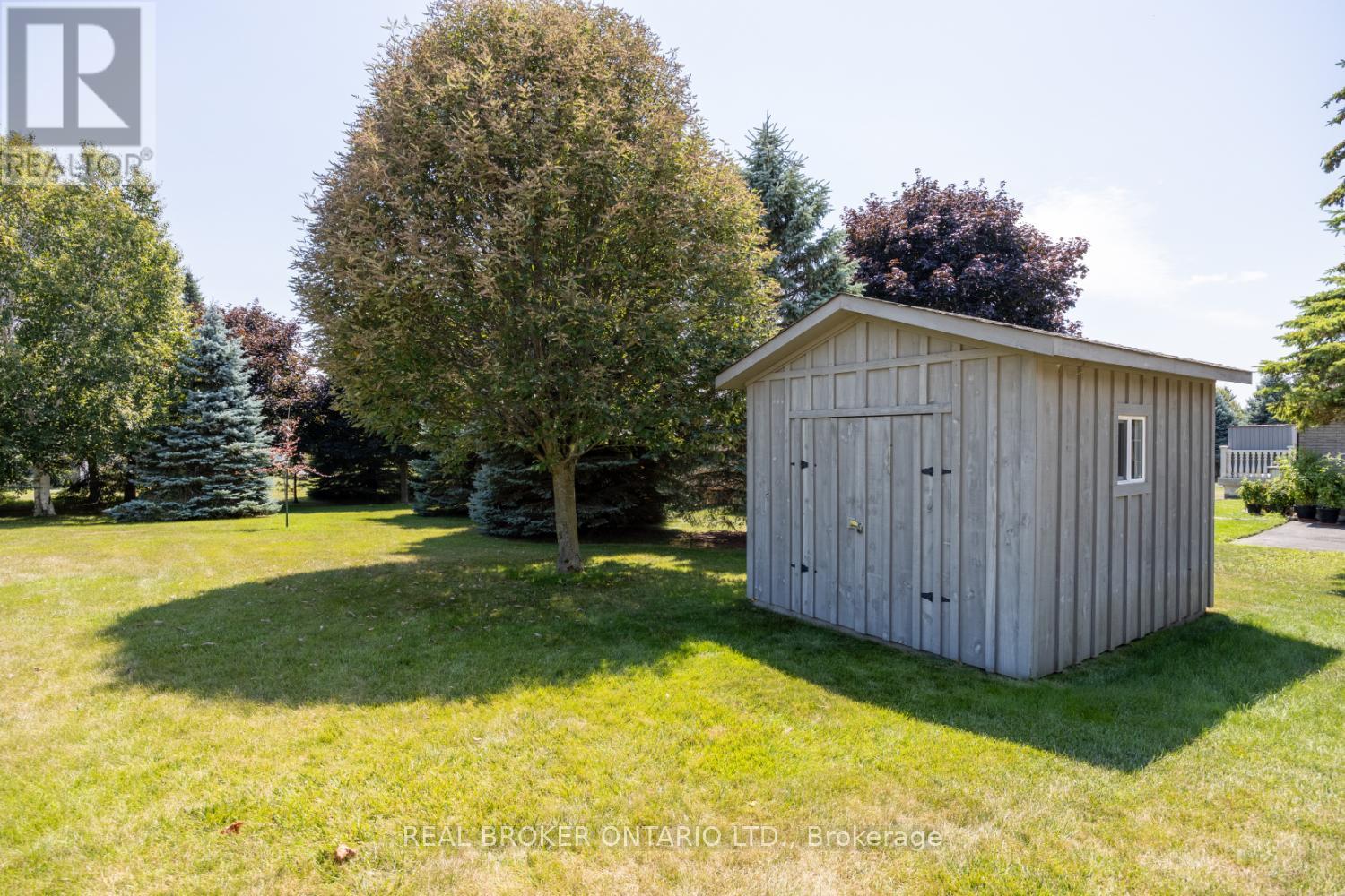 Photo 35 of 7 Virtue Court, Clarington ON