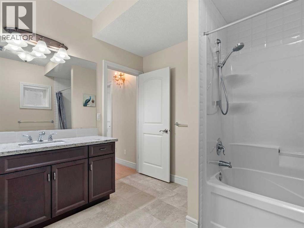 Single Family House for Sale in  Cranarch Heights SE Cranston Calgary 