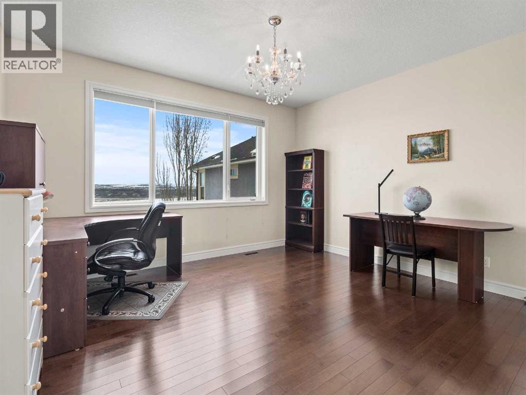 Single Family House for Sale in  Cranarch Heights SE Cranston Calgary 