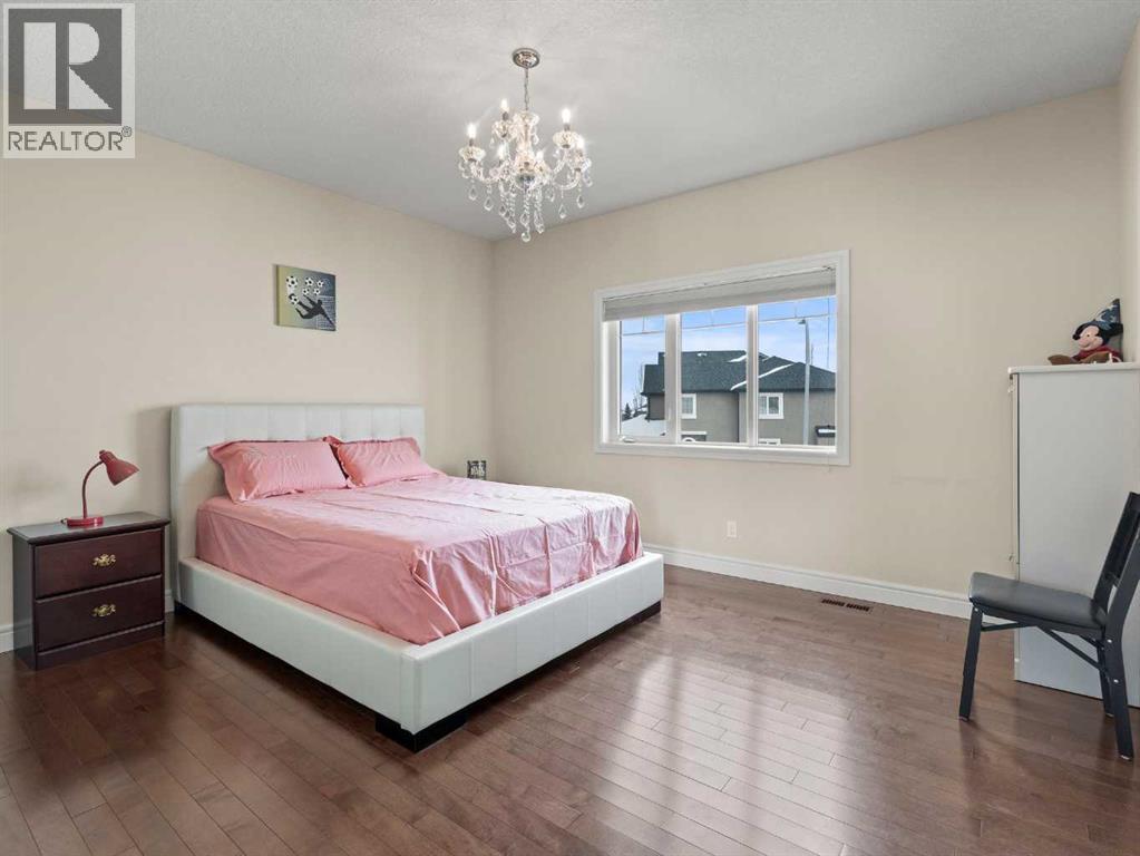 Single Family House for Sale in  Cranarch Heights SE Cranston Calgary 