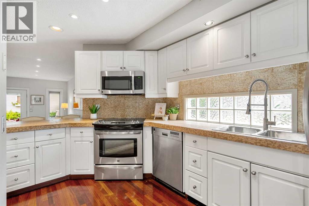 Single Family House for Sale in   Avenue SW Erlton Calgary 