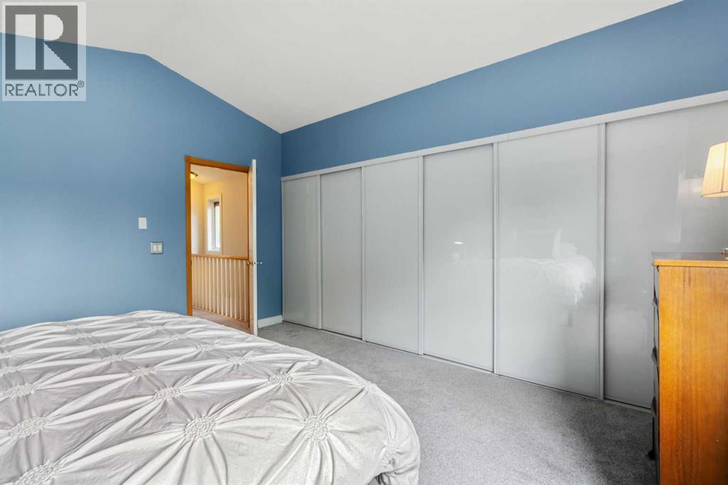 44 34 Avenue SW, Calgary, Alberta