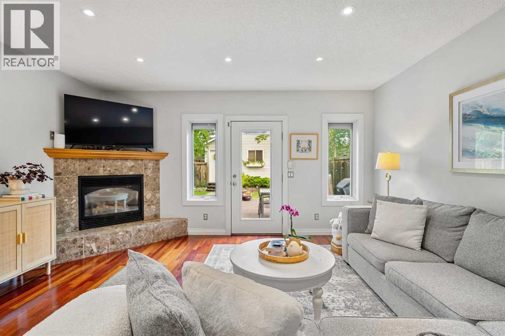 Single Family House for Sale in   Avenue SW Erlton Calgary 